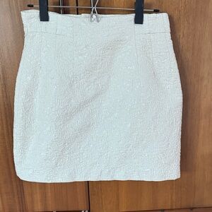 H&M White Textured Mini Skirt